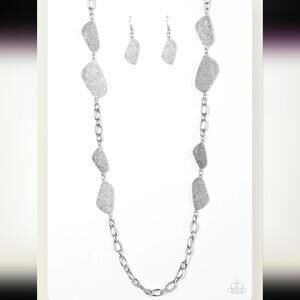 Paparazzi Handcrafted Harmony Silver Necklace Earrings Jewelry Set NWT